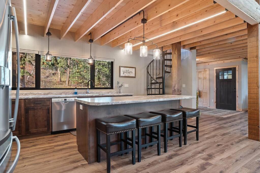 The Haven-Rustic Secluded Cabin Custer Luaran gambar